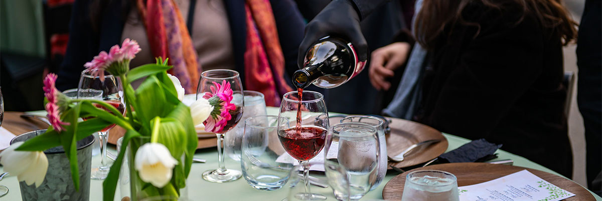A table set at the L.A. Zoo Food and Wine Series